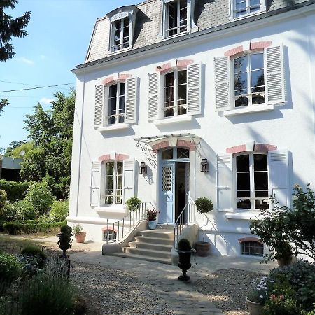 Le Clos Des Princes Bed & Breakfast Chatenay-Malabry Exterior photo