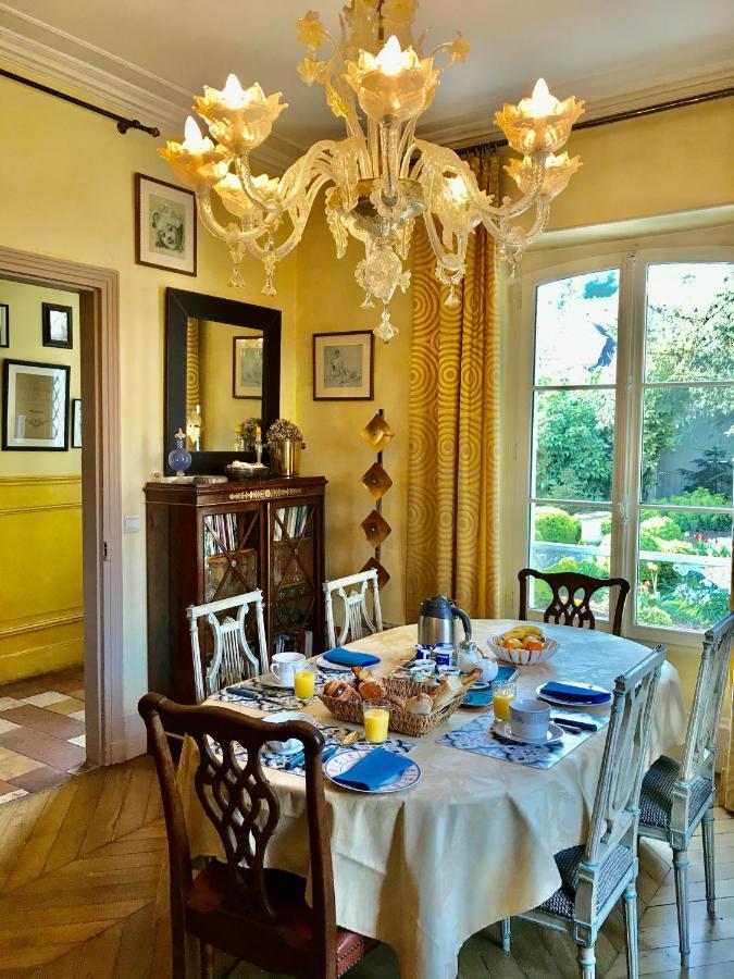 Le Clos Des Princes Bed & Breakfast Chatenay-Malabry Exterior photo